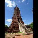 Der mehr als 600 Jahre alte Khmer-Prang im Wat Phra Sri Rattana Mahathat